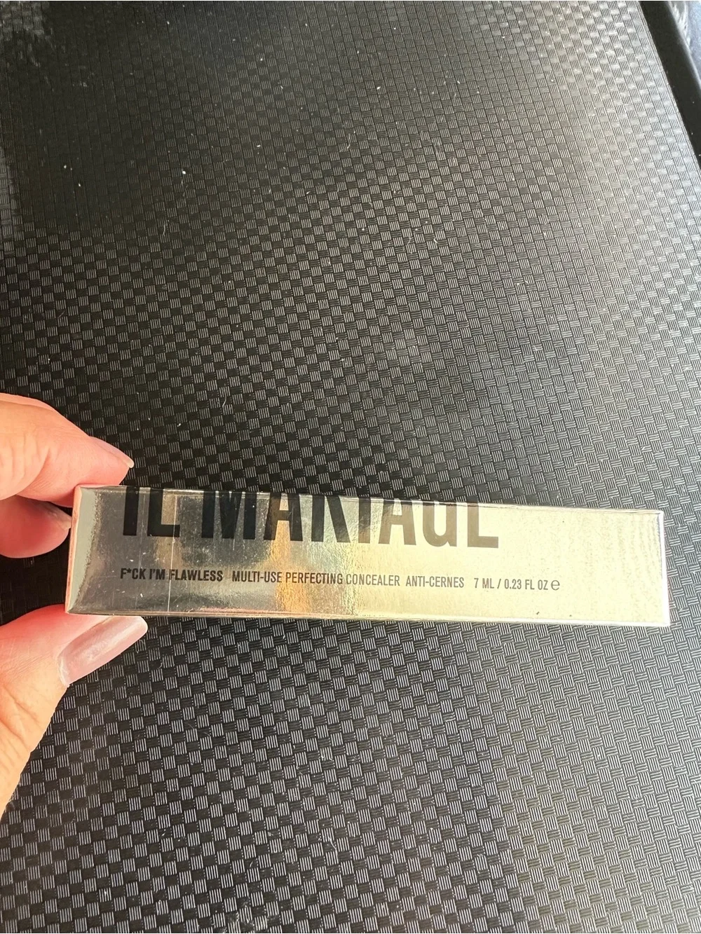 IL Makiage Light Foundation and Concealer Makeup Brand New